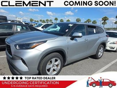 Used 2024 Toyota Highlander LE