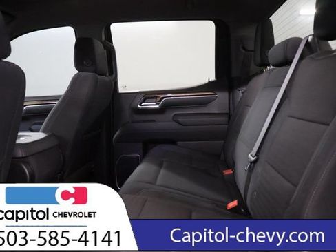 Used 2024 Chevrolet Silverado 1500 LT AWD/4WD image 31