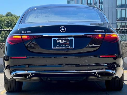 Certified 2023 Mercedes-Benz S 580 4MATIC Sedan image 6