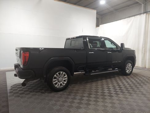 Used 2020 GMC Sierra 2500 Denali image 3