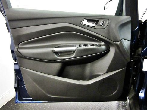 Used 2017 Ford C-MAX SE image 7