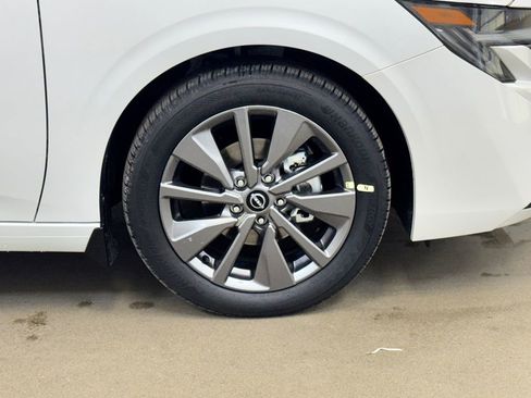 New 2026 Nissan Sentra SL w/ Floor Mat Package FWD image 4