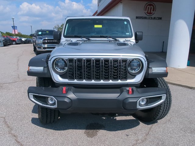 Used 2024 Jeep Wrangler Unlimited Rubicon AWD/4WD image 4