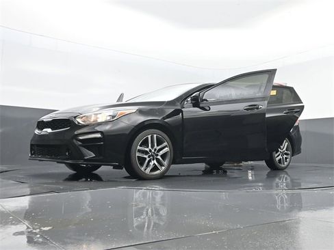 Used 2019 Kia Forte S image 31