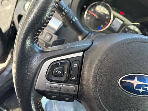 Used 2016 Subaru Crosstrek 2.0i Premium w/ Moonroof Package image 19