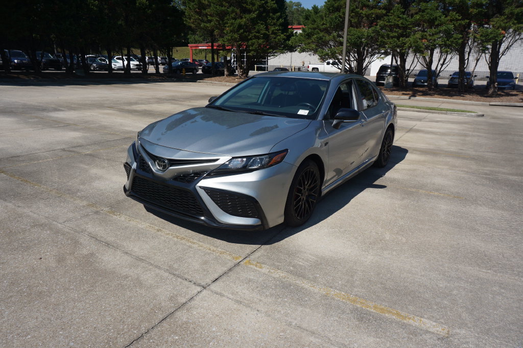 Used 2022 Toyota Camry SE FWD image 24