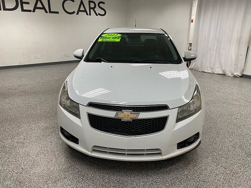 Used 2012 Chevrolet Cruze LTZ image 2