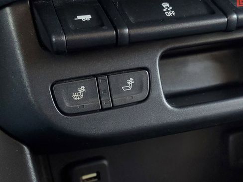 Used 2016 Chevrolet Colorado Z71 image 22