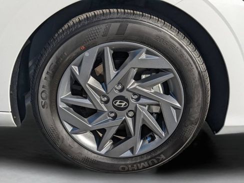 Certified 2025 Hyundai Elantra Sport w/ Cargo Package FWD image 13