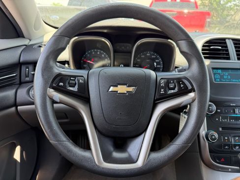 Used 2015 Chevrolet Malibu LS w/ Protection Package FWD image 17