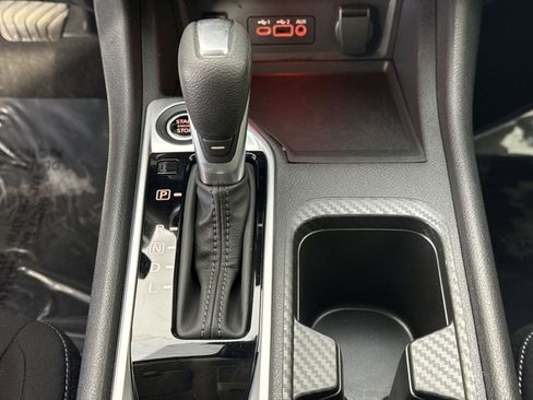 Certified 2025 Nissan Sentra SV image 19