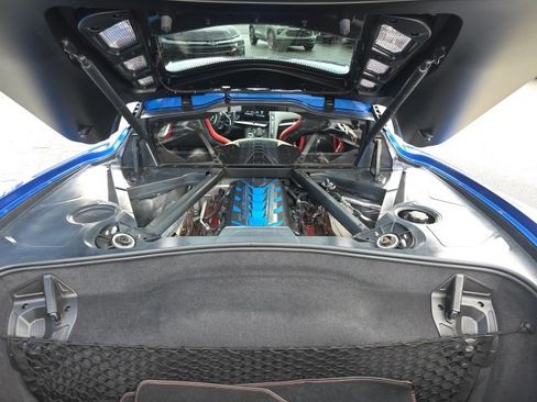 Used 2021 Chevrolet Corvette Stingray Coupe w/ 1LT image 8