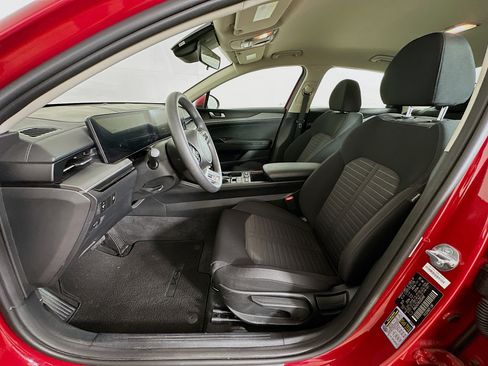 Used 2025 Kia K5 LXS image 13