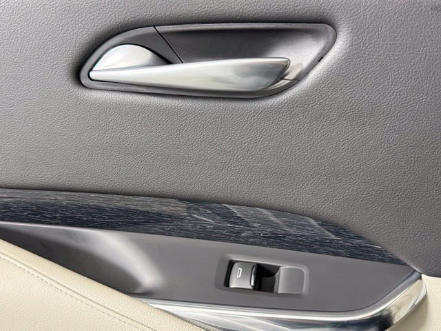 Certified 2023 Cadillac XT4 Premium Luxury FWD image 27