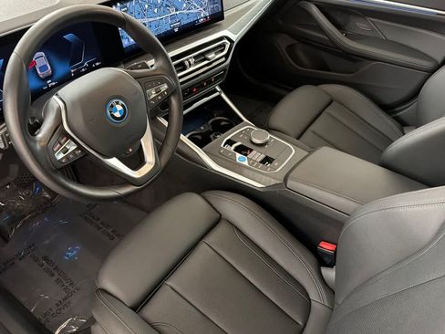 Used 2023 BMW i4 eDrive35 w/ Premium Package RWD image 11