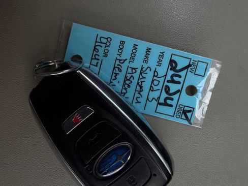 Used 2023 Subaru Ascent Premium w/ Convenience Package image 20