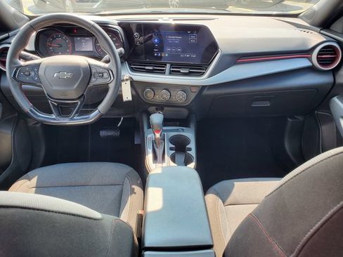 Certified 2024 Chevrolet Trax RS w/ Driver Confidence Package FWD image 13