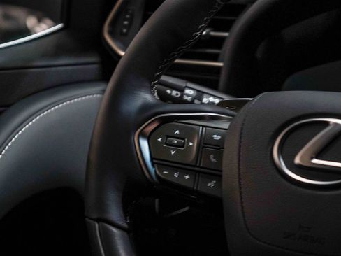 New 2026 Lexus LX 600 4WD w/ Luxury Package image 17