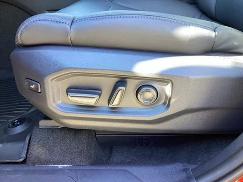 New 2025 Toyota Tundra Platinum image 22