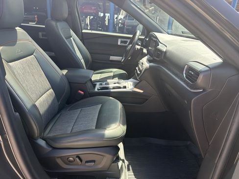 Used 2023 Ford Explorer Timberline w/ Timberline Technology Package AWD/4WD image 28