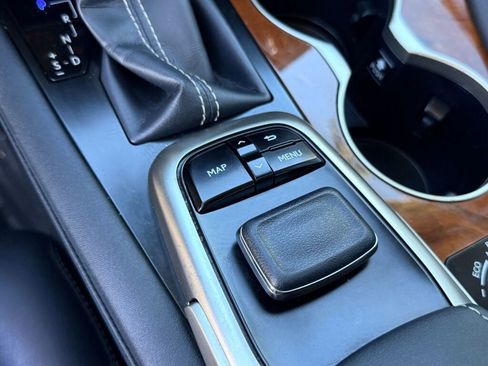 Used 2019 Lexus RX 350L RX 350L Premium image 24