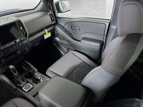 New 2026 Nissan Frontier SV AWD/4WD image 18