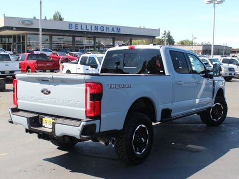 New 2025 Ford F350 Lariat w/ Lariat Ultimate Package image 5