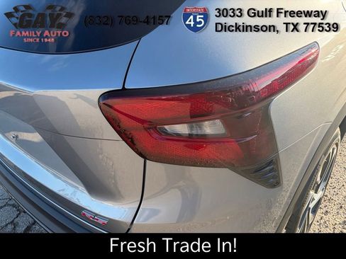 Certified 2025 Chevrolet Trax RS w/ Sunroof Package image 10