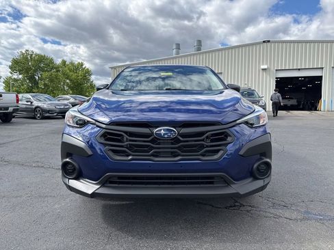 Used 2024 Subaru Crosstrek 2.0i AWD/4WD image 2
