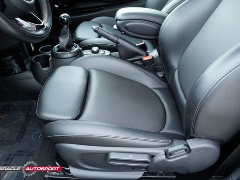 Used 2017 MINI Cooper S w/ Cold Weather Package image 18