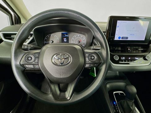 Used 2023 Toyota Corolla LE image 11