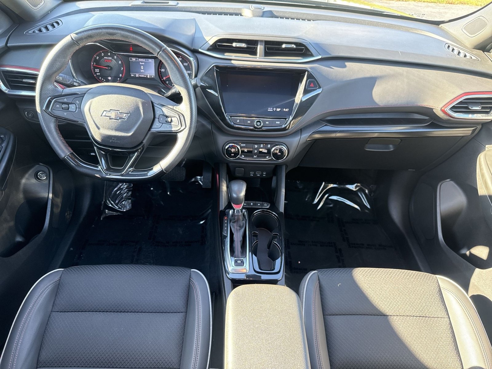 Used 2021 Chevrolet TrailBlazer RS w/ Sun and Liftgate Package AWD/4WD image 24