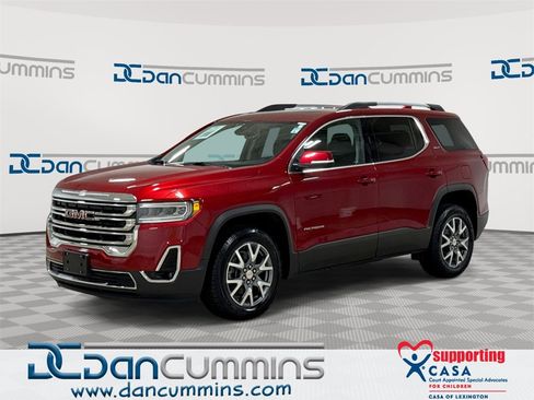 Used 2023 GMC Acadia SLT image 1