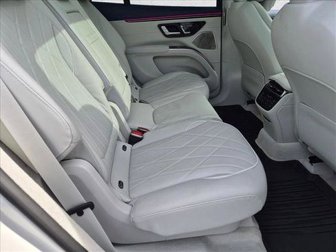 Used 2023 Mercedes-Benz EQS 580 4MATIC SUV image 20