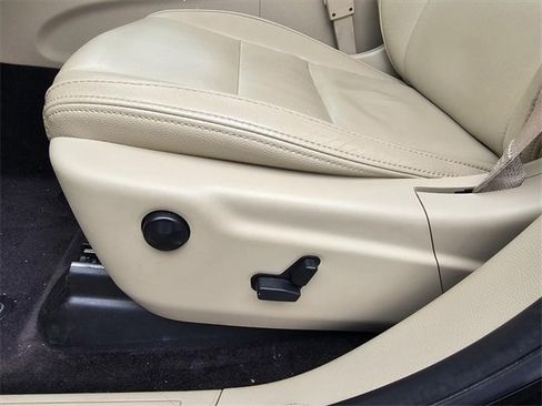 Used 2017 Jeep Grand Cherokee Laredo w/ Quick Order Package 2BE image 17