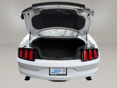Used 2015 Ford Mustang GT image 8