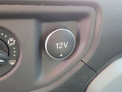 Used 2019 Ford Transit 350 XLT image 26