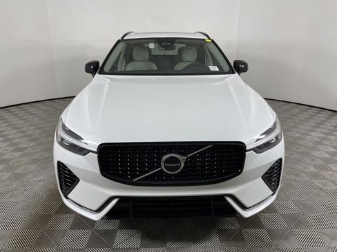 New 2024 Volvo XC60 T8 Plus w/ Protection Package Premier image 4