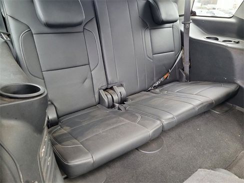 Used 2018 GMC Yukon SLT w/ Open Road Package image 15