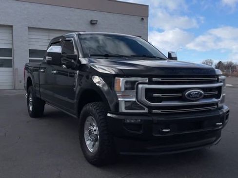 Used 2022 Ford F350 Platinum image 4