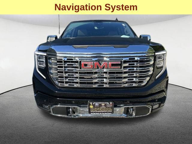 Used 2025 GMC Sierra 1500 Denali w/ Denali Reserve Package AWD/4WD image 4