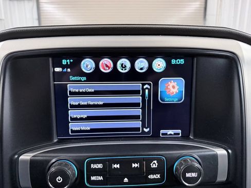 Used 2018 GMC Sierra 1500 SLT AWD/4WD image 18