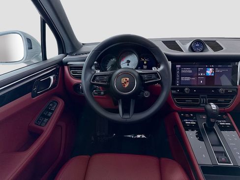 New 2026 Porsche Macan S image 25