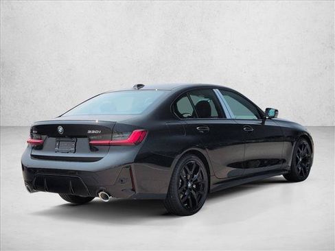 New 2026 BMW 330i xDrive Sedan w/ M Sport Package AWD/4WD image 2