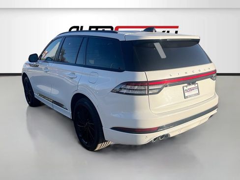 Used 2025 Lincoln Aviator Reserve w/ Jet Appearance Package AWD/4WD image 5