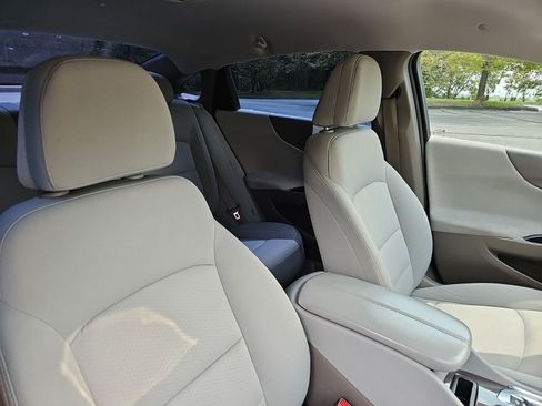 Used 2023 Chevrolet Malibu LT FWD image 11
