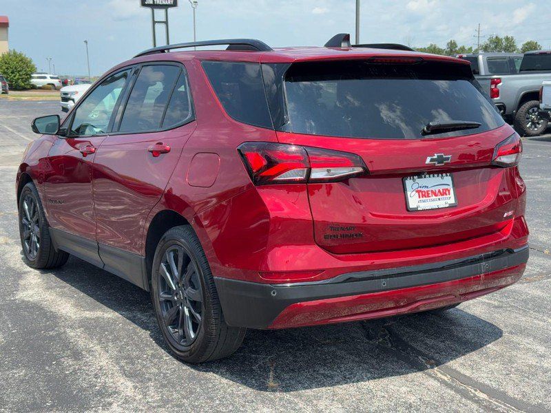 Used 2024 Chevrolet Equinox RS w/ RS Leather Package FWD image 6