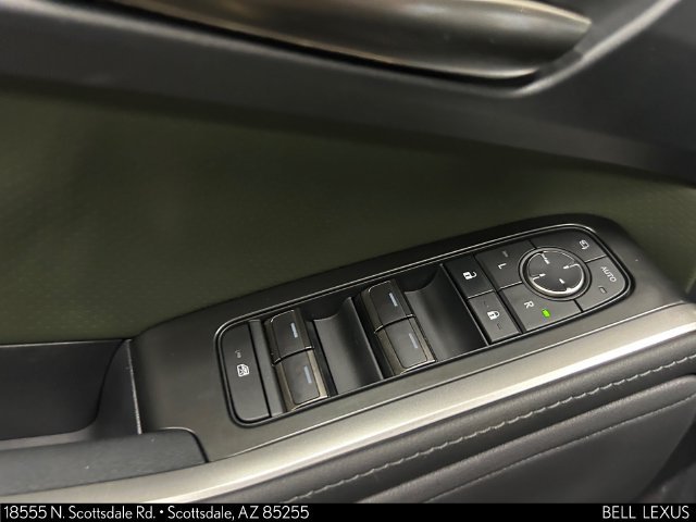 Certified 2025 Lexus GX 550 AWD/4WD image 19