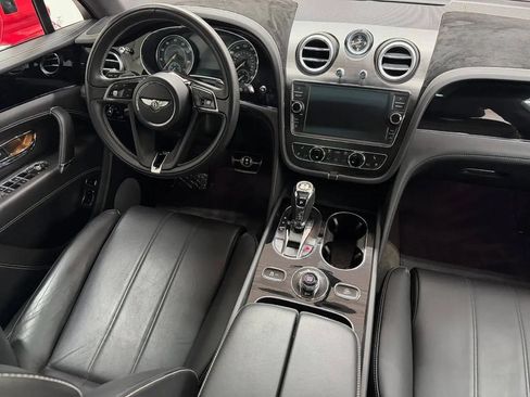 Used 2019 Bentley Bentayga AWD/4WD image 33