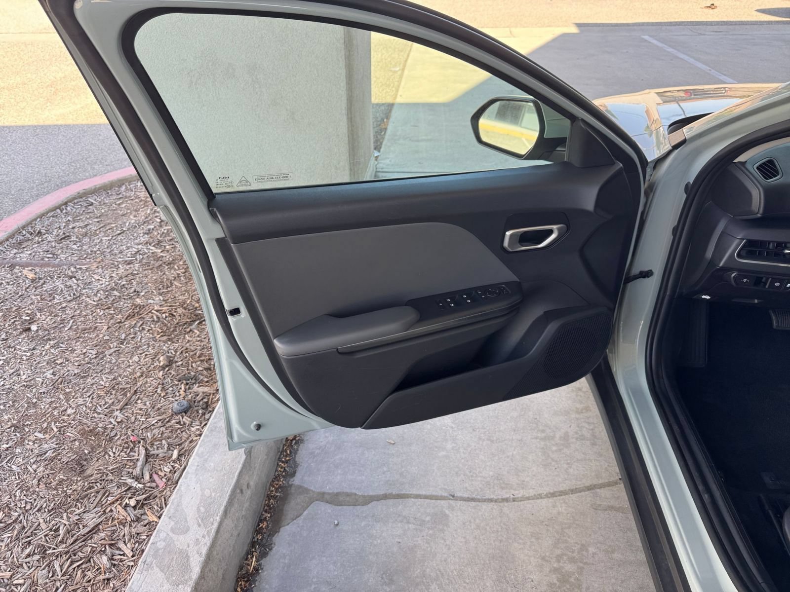 Used 2025 Kia K4 FWD image 18
